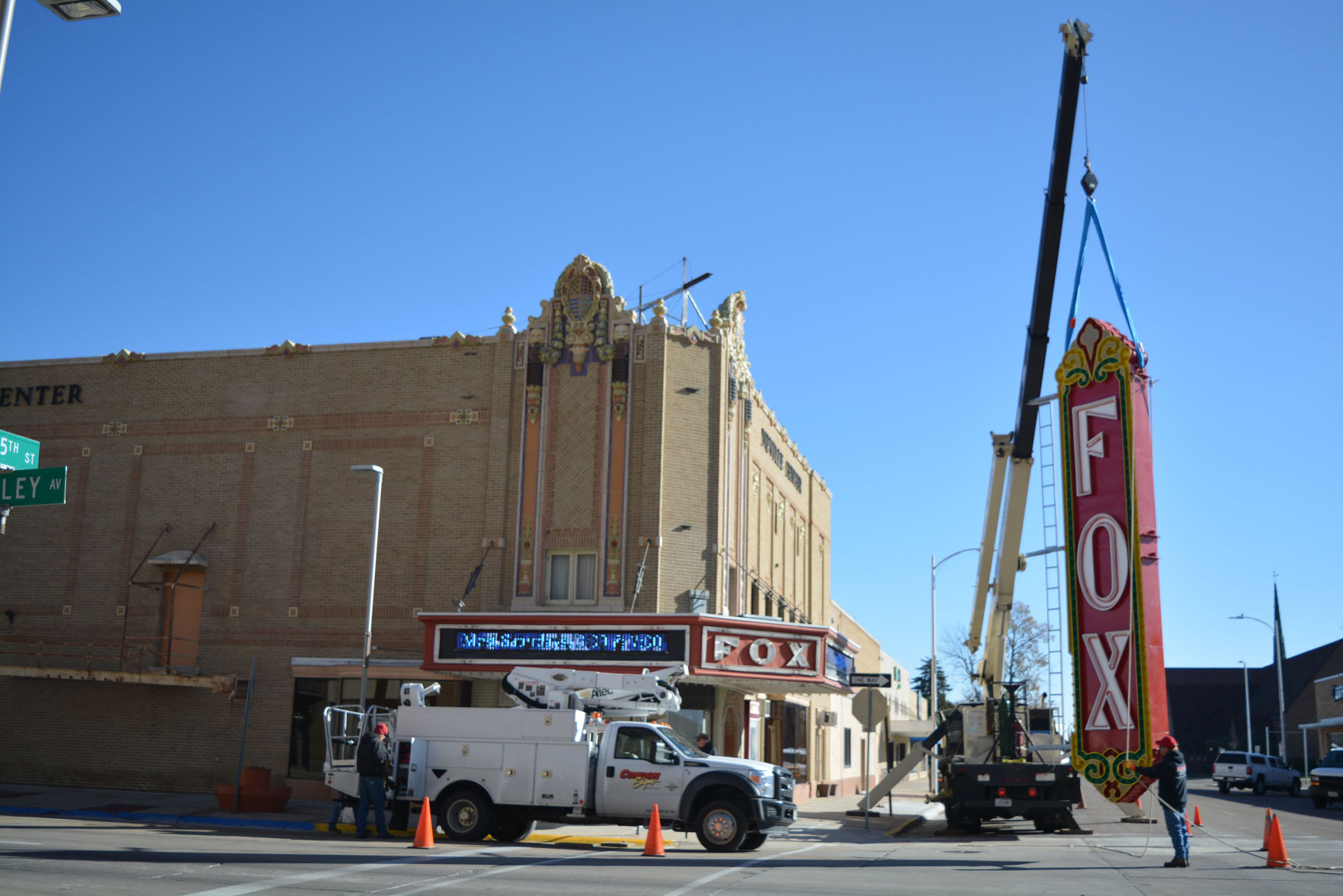 Fox Theatre’s sign returns in time for its 90th birthday